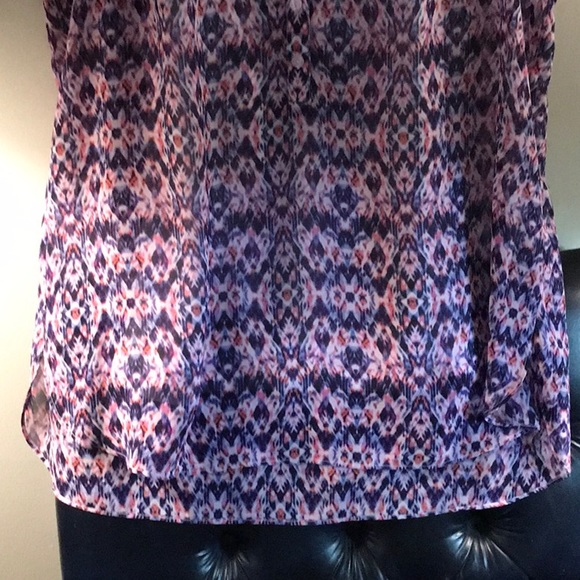 Made by a.n.a. Pretty navy blue and burgundy top. - Picture 2 of 7